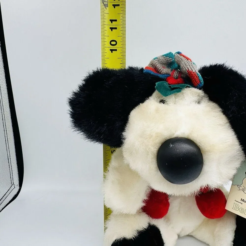Vintage 1986 Berrymore Dog Plush Squeaks Adventures Moostletoe Christmas Snoball